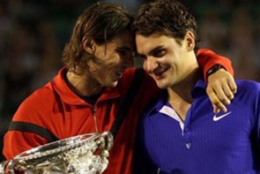 Nadal (kiri) dan Federer