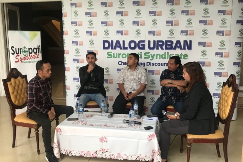 Narasumber diskusi yang digelar Suropati Syndicate, Ahad (22/4).