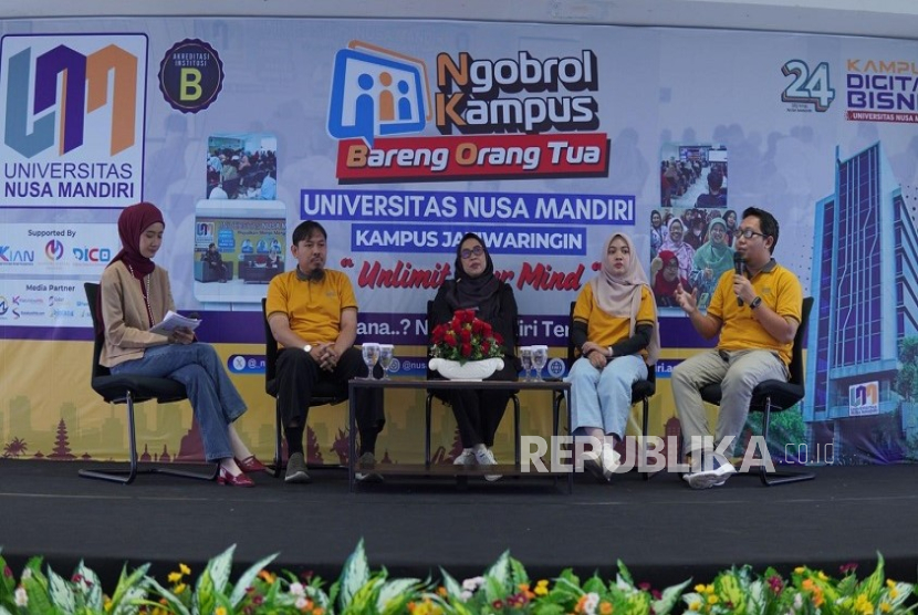 NEC memperkenalkan ekosistem kewirausahaan kampus kepada orang tua mahasiswa melalui NKBO. 