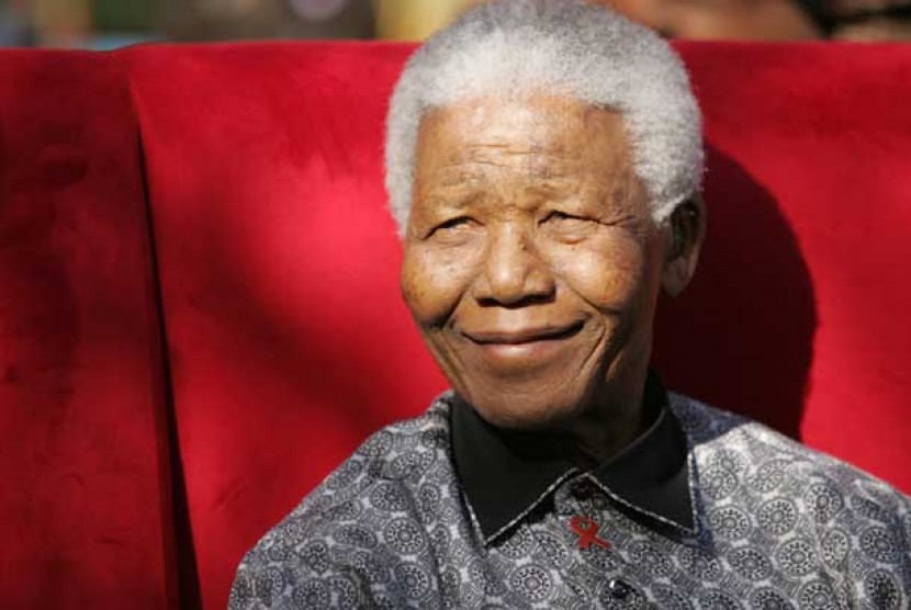 Nelson Mandela saat diabadikan pada tahun 2005.