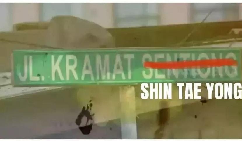 Netizen mengedit nama Jalan Kramat Sentiong menjadi Jalan Kramat Shin Tae Yong.