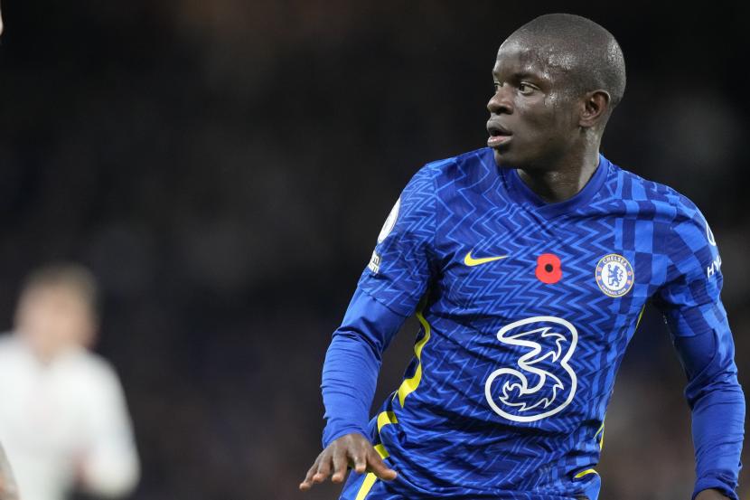 Gelandang bertahan Chelsea, N'Golo Kante, harus mengubur mimpi membela timnas Prancis di Piala Dunia 2022 Qatar karena dibekap cedera.
