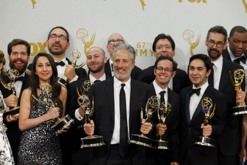 Nielsen mencatat anya 11,9 juta penonton yang menyaksikan malam penganugerahan tahunan Emmy Awards yang di selenggarakan pada Sabtu (20/9).