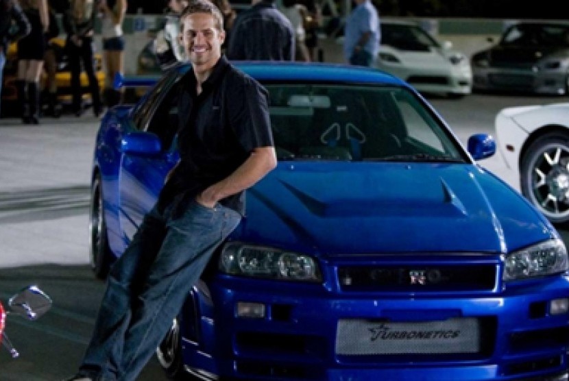 Nissan Skyline GT-R 34 yang dikendarai Paul Walker dalam film Fast and Furious. 