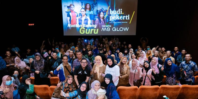 Nobar Budi Pekerti Bareng MS GLOW karena sangat mendukung ditayangkannya film Budi Pekerti yang mengangkat tema cyber bullying.