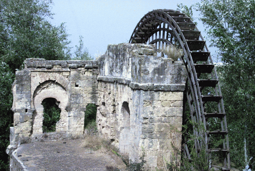 Noria (kincir air) Albolafia di Sungai Guadalquivir, Cordoba, Spanyol, merupakan salah satu warisan prestise umat Islam.