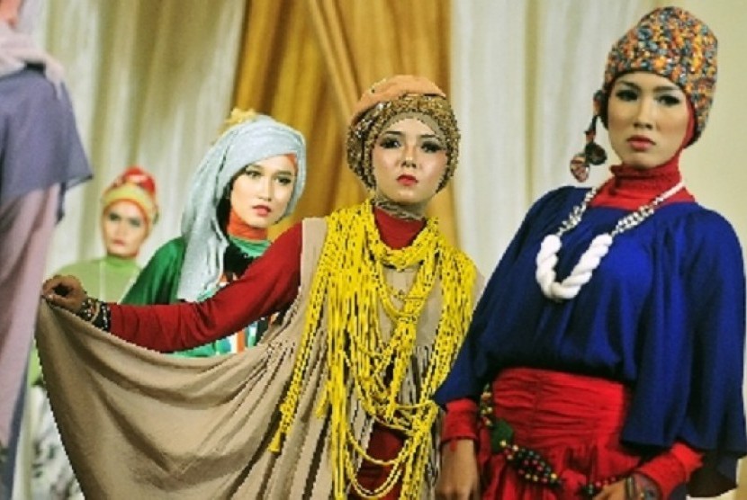 Fashion Muslim Indonesia.