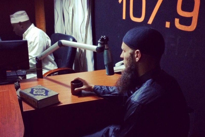 Nourdeen Wildermaan (right) is actively engaged in dakwah or teaching Islam, including talking on Islam in the radio. (File)