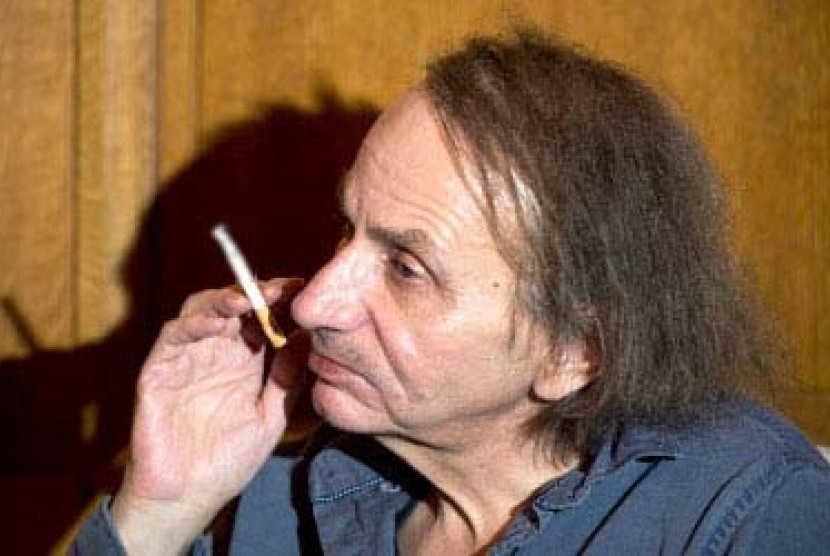 Novelis Prancis,  Michel Houellebecq