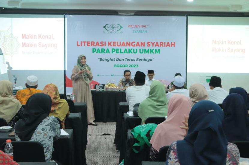 NU Care-LAZISNU bersama Prudential Syariah dorong literasi keuangan syariah di kalangan umkm.
