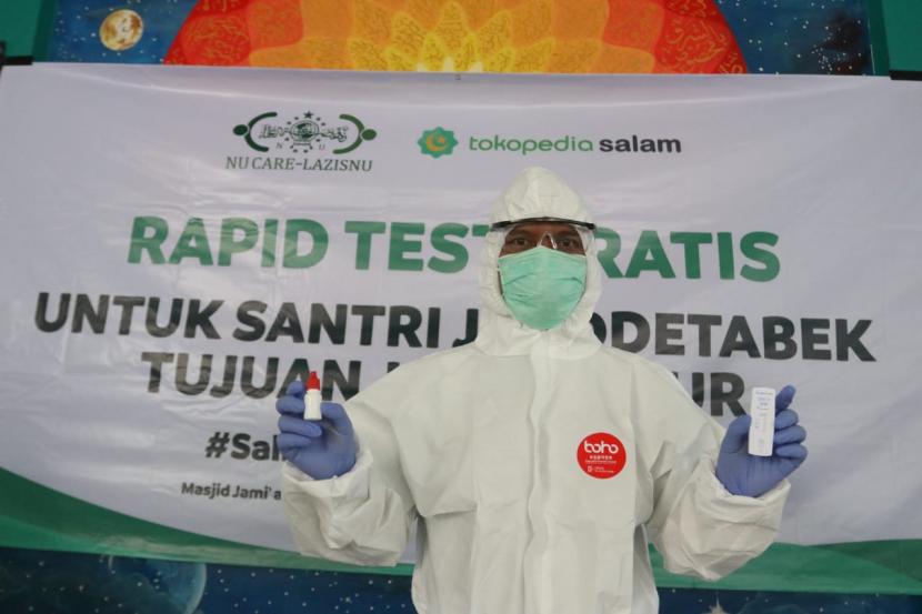 NU Care-Lazisnu dan Tokopedia Salam menggelar rapid test gratis di Masjid Jami’ at-Taqwa Juraganan, Kebayoran Lama, Jakarta Selatan.