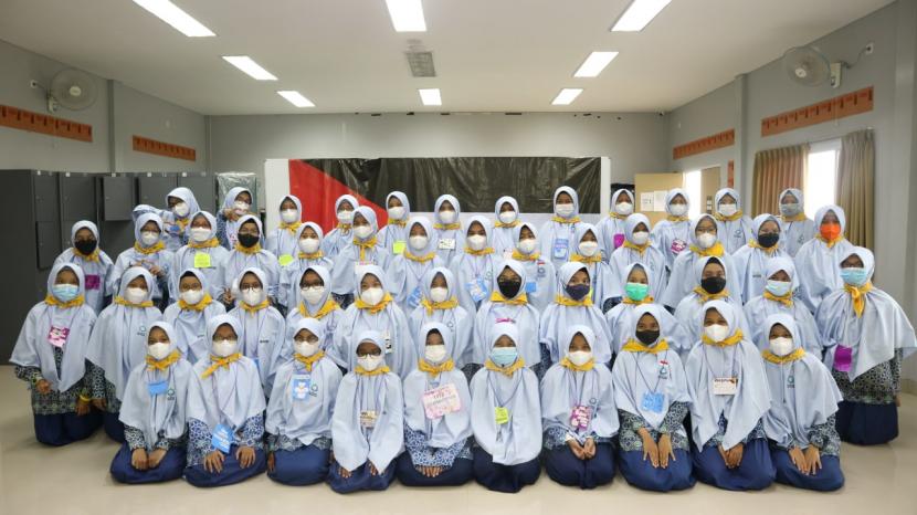 Nurul Fikri Boarding School Bogor dengan slogannya Educating The Future Islamic Leaders menjadikan pembangunan karakter kepemimpinan sebagai agenda wajib ada di SMA dan SMP IT Nurul Fikri Bogor. Salah satu agenda yang rutin diadakan yaitu Leadership School II (LS II).