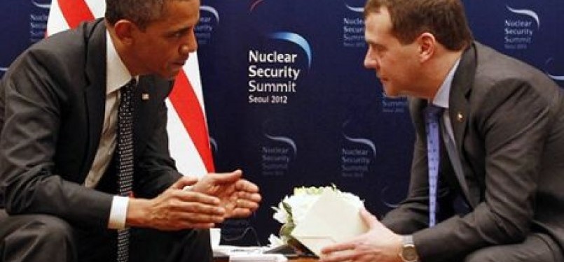Obama-Medvedev di KTT Kemanan Nuklir
