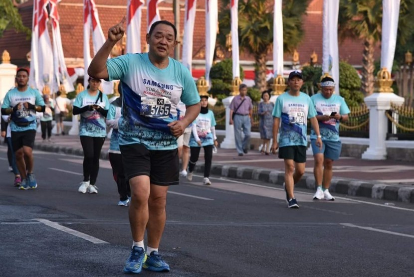 Oentung sesaat sebelum meninggal dunia.