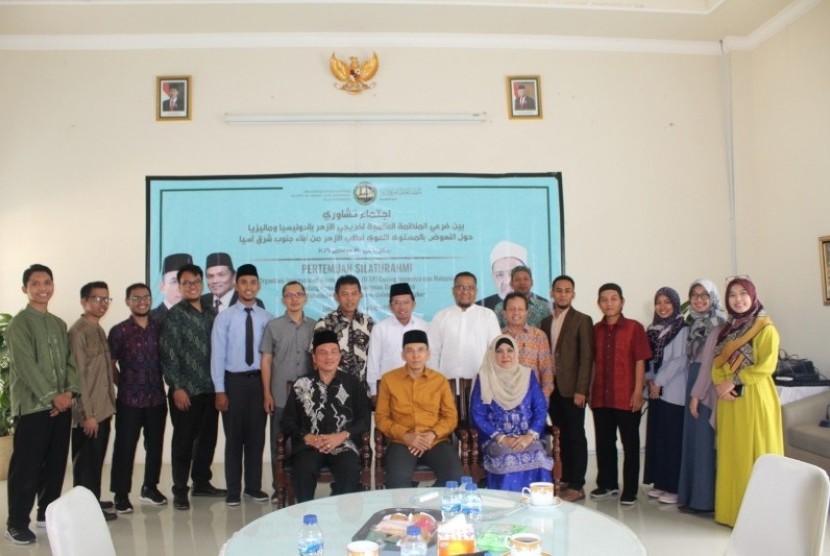 OIAA Cabang Malaysia menjalin kerjasama dengan Pusiba dalam silaturahim OIAA Indonesia