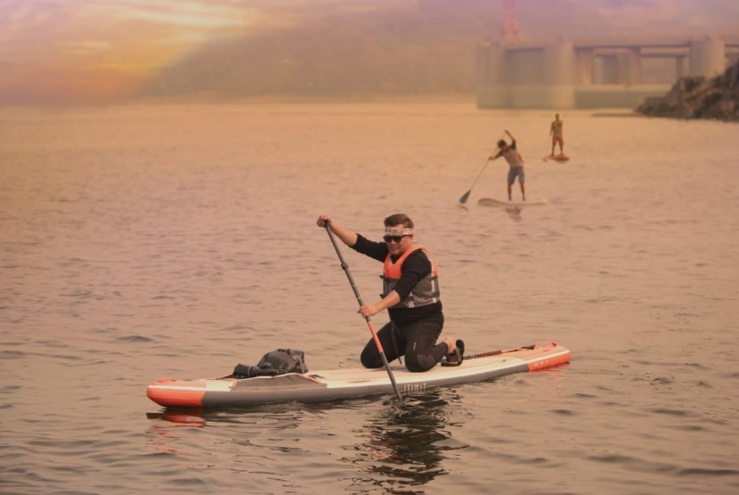 Olahraga air di Waduk Jatiluhur.