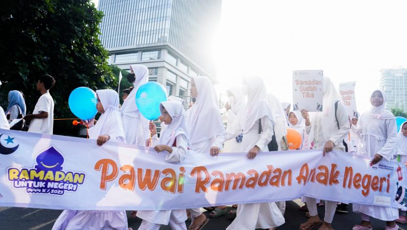 Olimpiade Islam Anak Negeri dan Pawai Ramadan sebagai pre event Program Ramadan Bakrie Amanah.