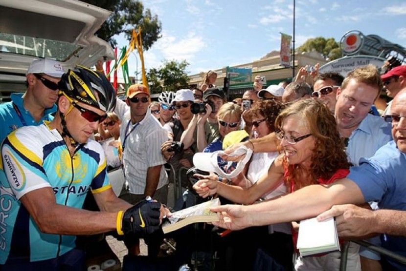 omisi independen mengatakan, Lance Armstrong dibayar 1 juta dolar untuk ikut balap sepeda ‘Tour Down Under’ tahun 2009.