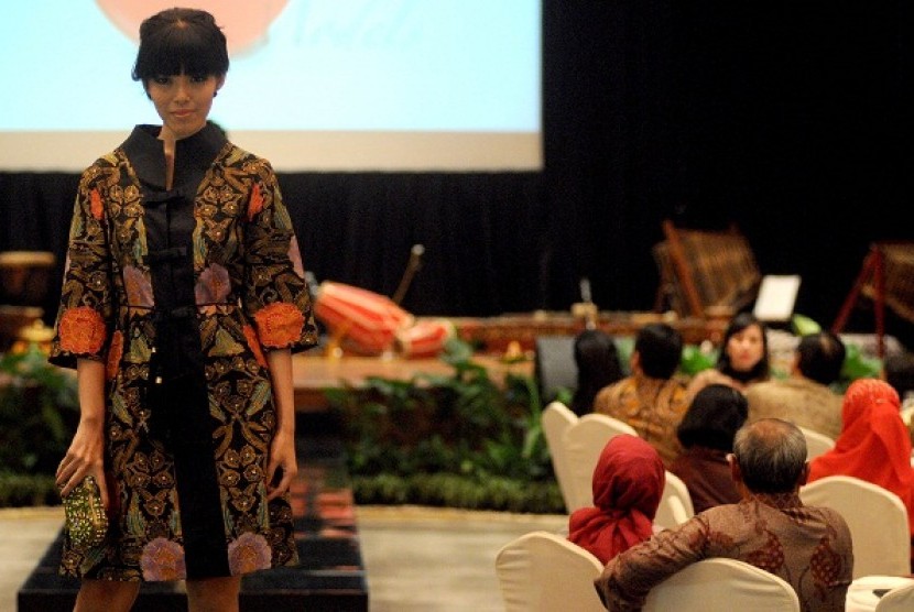 One of batik collections by the late designer, Iwan Tirta. (file photo)