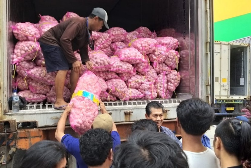 OP Bawang di Mamuju Sulawesi Barat