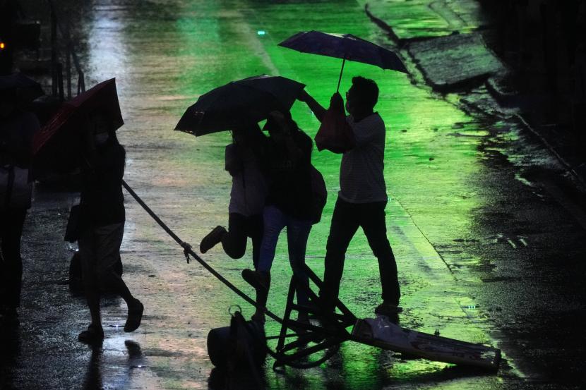Cuaca Hari Ini: Hujan Lebat Berpotensi Landa Sejumlah Daerah Indonesia