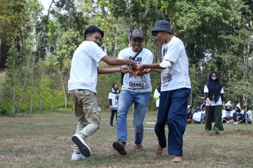 Relawan Ganjar Creasi Adakan Outbond Bareng Gen Z Di Kabupaten Malang Republika Online