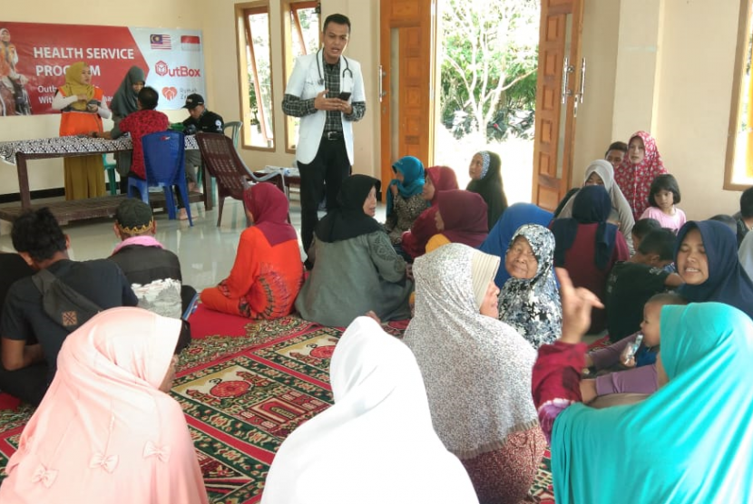 OutBox Malaysia bersama Rumah Zakat menggelar acara Aksi Siaga Sehat selama dua hari.
