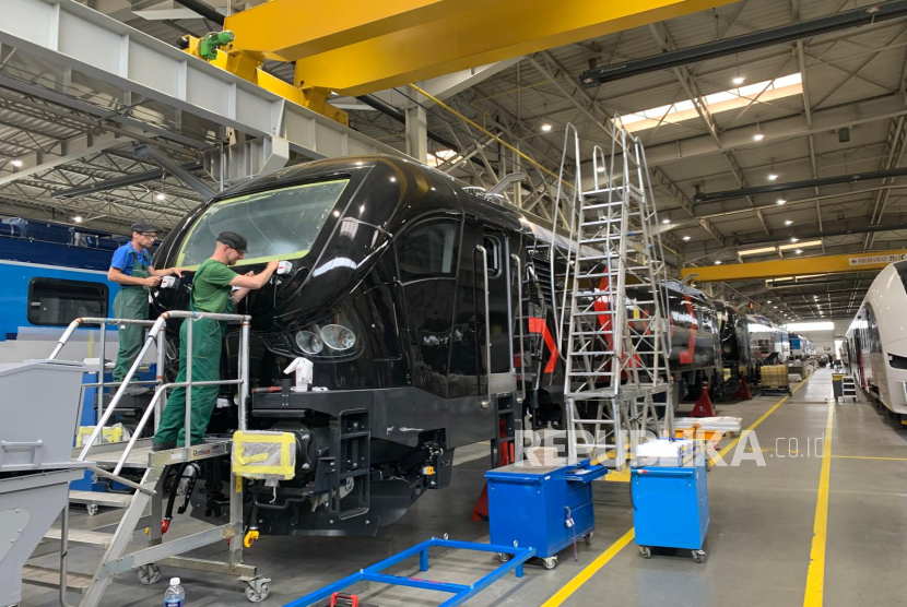 Pabrik Kereta PESA di Bydgoszcz, Polandia.  Pemain utama dalam industri perkeretaapian di Eropa
