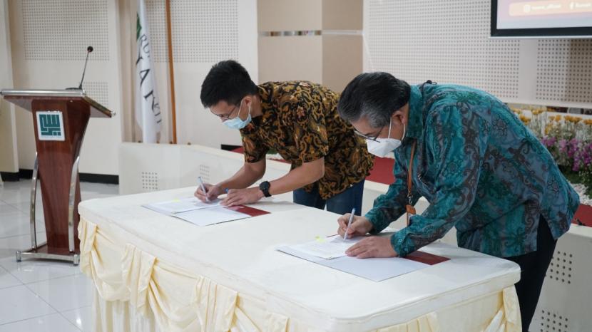 Pada 14 Desember 2022 Rumah Sakit Yarsi melakukan penandatanganan kerja sama dengan 8 dari 11 perusahan asuransi yang tergabung dalam Forum Asuransi Kesehatan Indonesia (Formaksi).