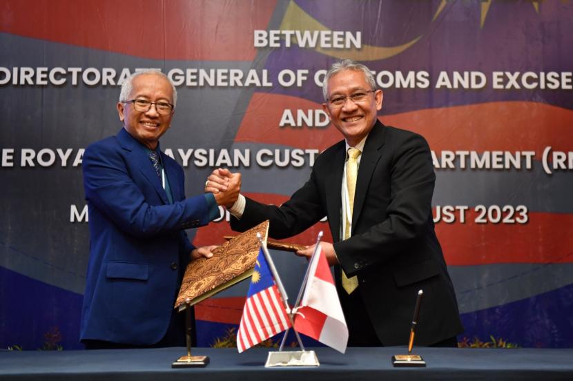 Pada 23 Agustus 2023, instansi kepabeanan Indonesia dan Malaysia, Bea Cukai dan Royal Malaysian Customs Department (RMCD/Kastam Malaysia) melaksanakan pertemuan bilateral ke-19 di kota Medan. 