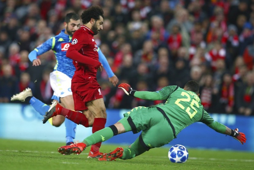 pada laga Grup C Liga Champions antara Liverpool melawan Napoli  di stadion Anfield, Liverpool, (12/12) dini hari.