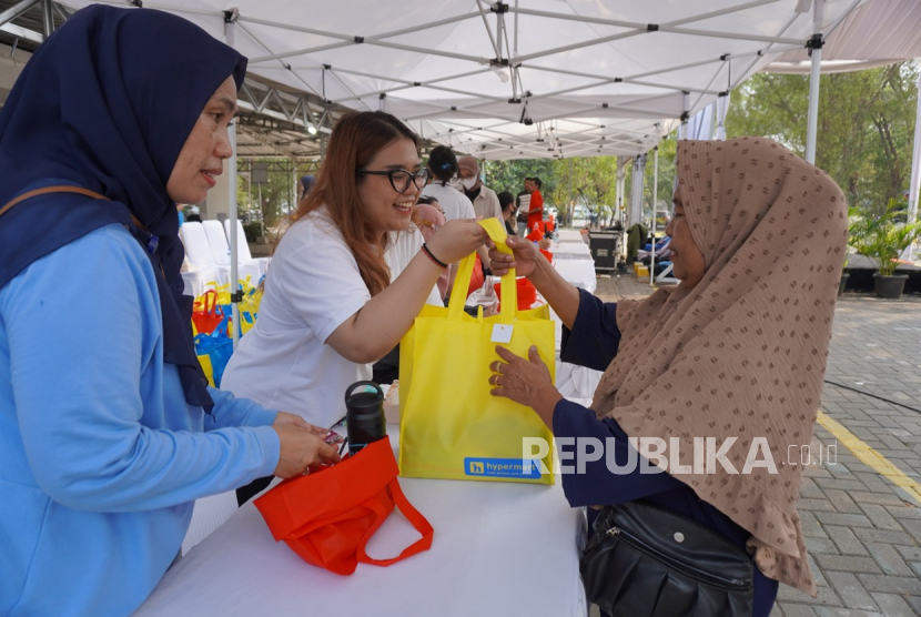 Pada tahun 2023, melalui Lippo untuk Indonesia PASTI, LPKR melaksanakan 1.284 program dan kegiatan keterlibatan masyarakat.