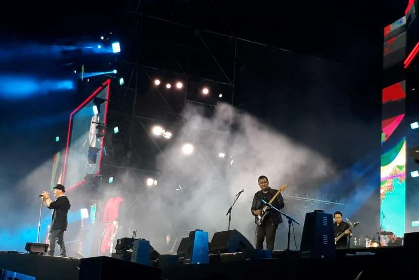 Padi Reborn tampil di hari pertama Soundrenaline 2018, Bali, Sabtu (8/9) petang.   