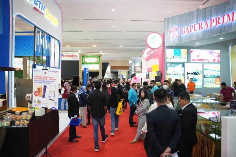 Pagelaran Indonesia Properti Expo ke 42 berlangsung mulai 11-19 Februari 2023 di Jakarta Convention Center (JCC) Senayan, menghasilkan pertemuan antara pengembang terkemuka dengan calon pembeli rumah. 