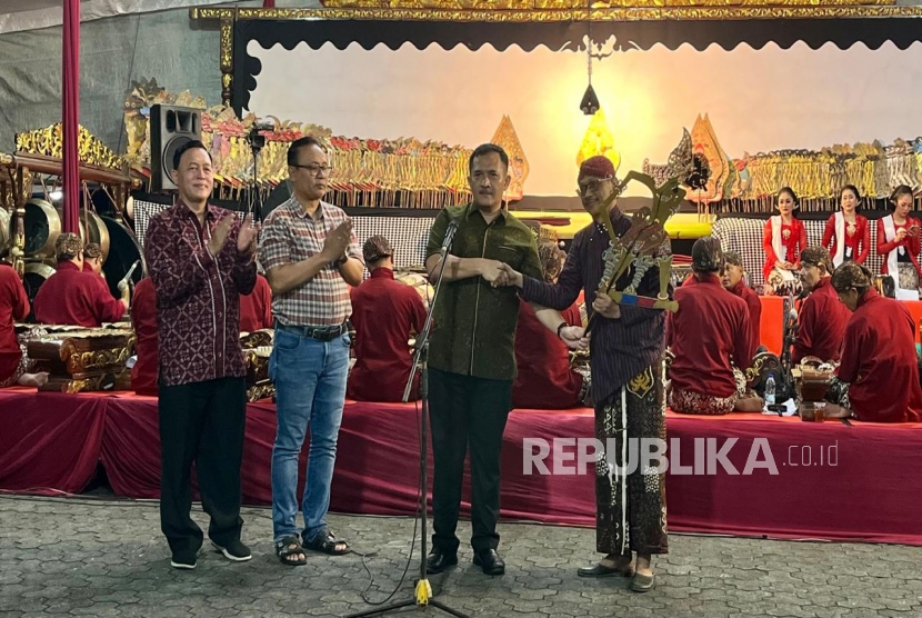 DPRD DIY Gelar Pagelaran Wayang, Sampaikan Pesan Moral Lewat Kangsa Adu Jago
