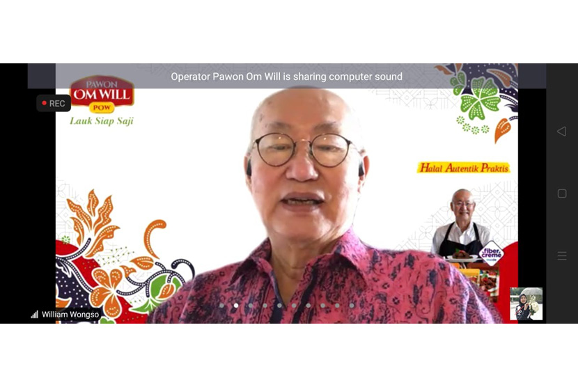 Pakar kuliner Indonesia William Wongso menghadirkan lauk siap makan Pawon Om Will (POW).