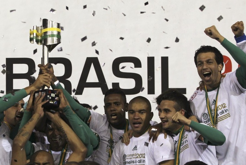 Palmeiras soccer players celebrate after winning the Copa Brasil against Coritiba, in Curitiba