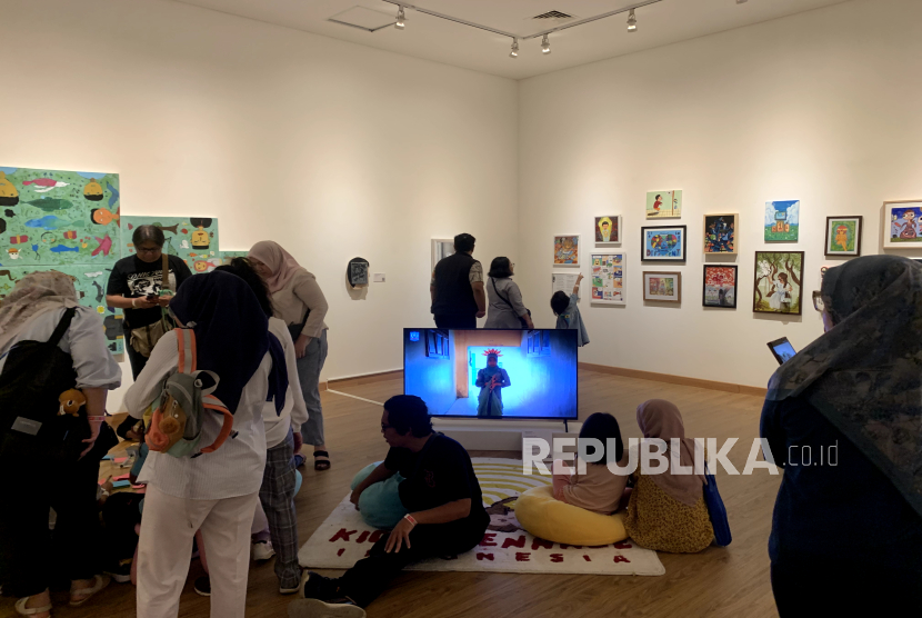 Pameran karya seni anak yang diselenggarakan Kids Bennale di Galeri Nasional Indonesia, Jakarta, Sabtu (12/7/2025).