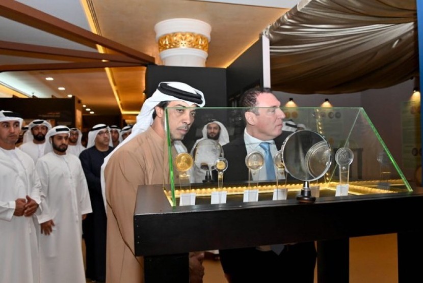 Pameran koin Islam yang digelar  Pusat Masjid Agung Sheikh Zayed di Abu Dhabi (SZGMC)