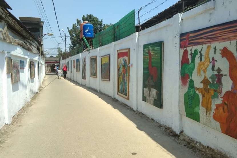 Pameran Lukisan Indonesia Rakyat di Gang Kota Bandung 