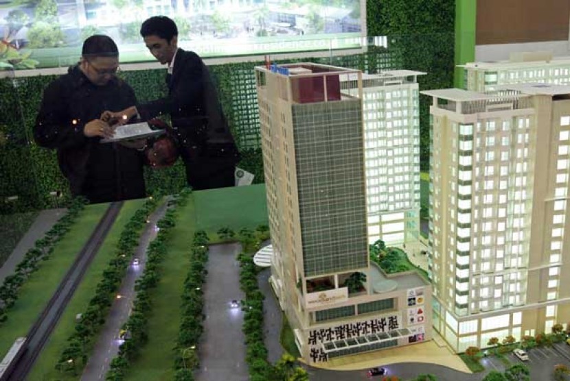 Pameran Properti.    (ilustrasi), Asosiasi pengusaha properti Real Estate Indonesia atau REI mengungkapkan pemerintah mengajak asosiasi pengembang tersebut untuk berkontribusi dan berpartisipasi dalam membangun Ibu Kota Negara atau IKN di Kalimantan Timur.