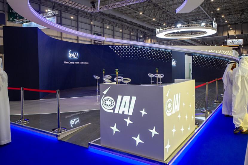 Pameran senjata UEA.   Stan untuk produsen senjata Israel Aerospace Industries dan Rafael Advanced Defense dibiarkan kosong di Dubai Airshow.