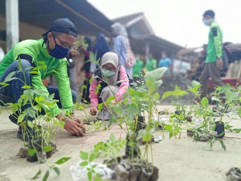 Suasana keseharian masyarakat Banyumas di tengah Pandemi Covid-19 . (Ilustrasi)