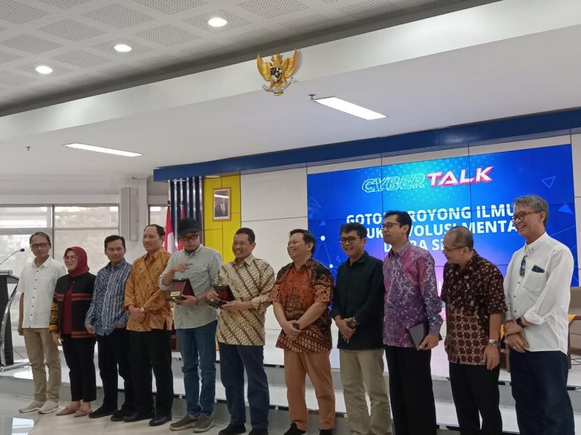 PANDI Institute kembali menggelar acara cybertalk di Auditorium Fakultas Ilmu Sosial dan Ilmu Politik Universitas Gadjah Mada (UGM) Yogyakarta, beberapa waktu lalu. 