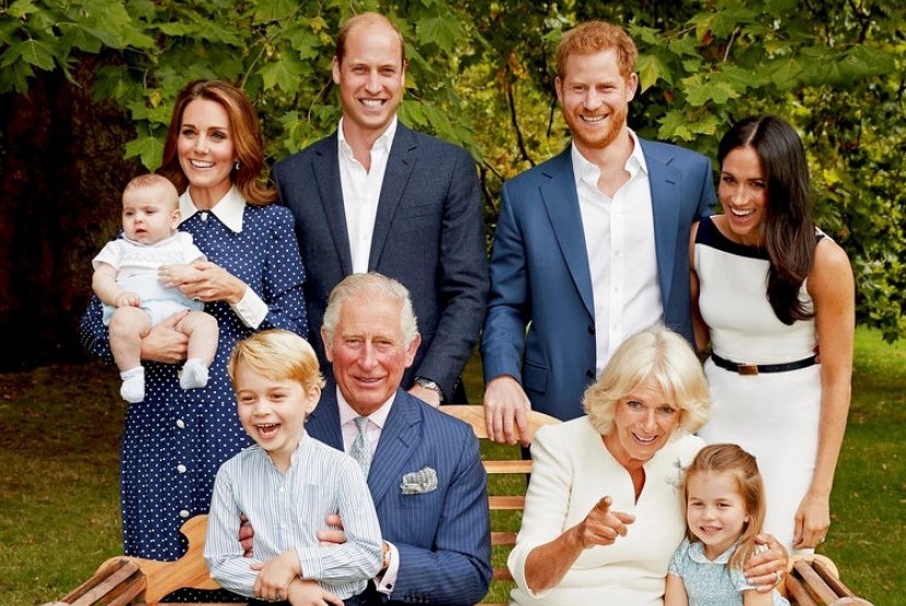 Pangeran Charles Sarankan Nama Anak Harry Dan Meghan Republika Online