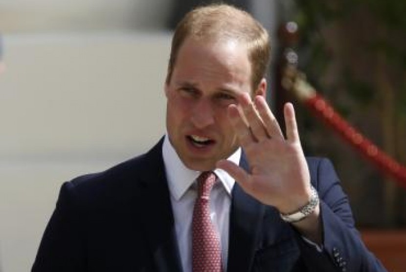 Pangeran William saat berkunjung ke Malta, menggantikan istrinya Kate Middleton yang sakit