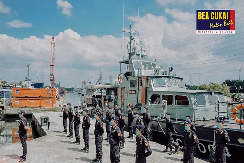 Pangkalan Sarana Operasi (PSO) Bea Cukai Tanjung Priok tetap melaksanakan pengamanan melalui patroli laut yang rutin dilaksanakan demi terjaganya keamanan negara dari berbagai tindak kejahatan kriminal yang dapat merugikan ekonomi negara.