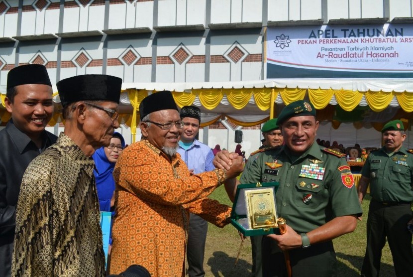 Pangkostrad Letjen TNI Edy Rahmayadi