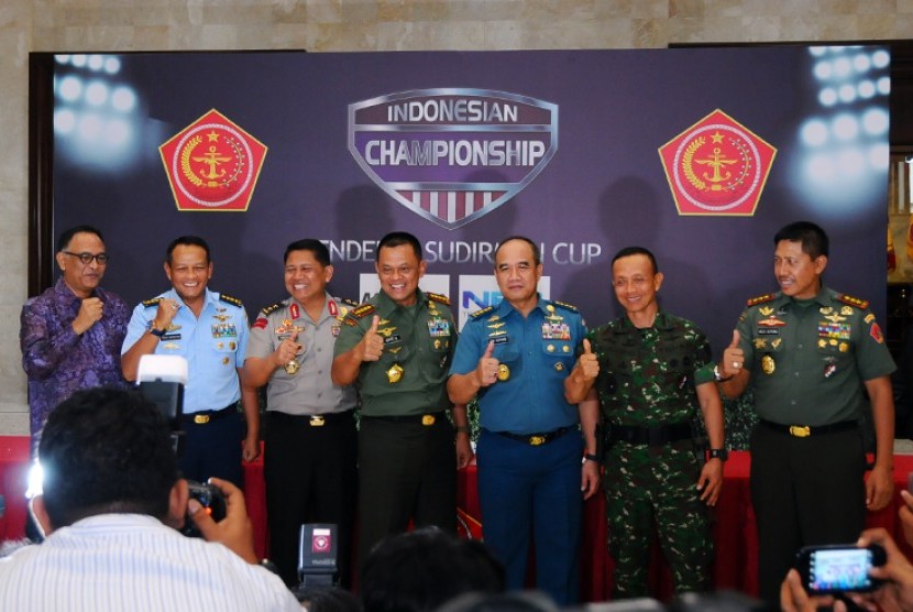 Panglima TNI Jenderal Gatot Nurmantyo saat peluncuran Piala Sudirman 2015.