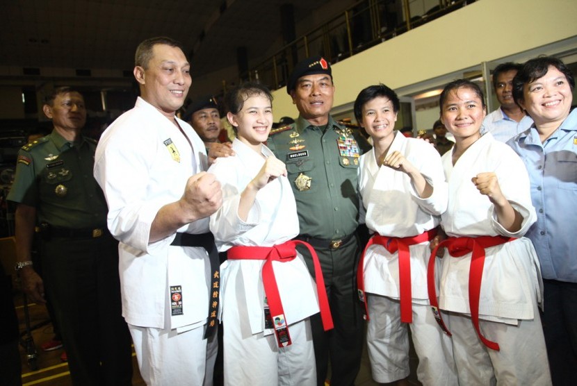 Panglima TNI Jenderal Moeldoko ketika membuka Kejurnas Karate Piala Panglima TNI III.